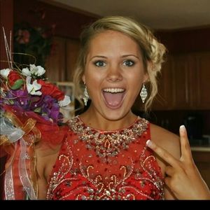 Prom. Make an offer!! Red & gorgeous size 10